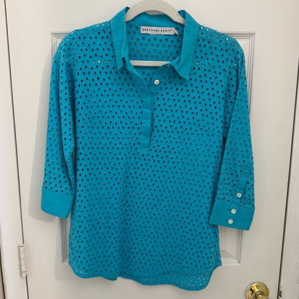 Gretchen Scott Women’s Eyelet Blouse Size Small Blue Button Up Collared Shirt
